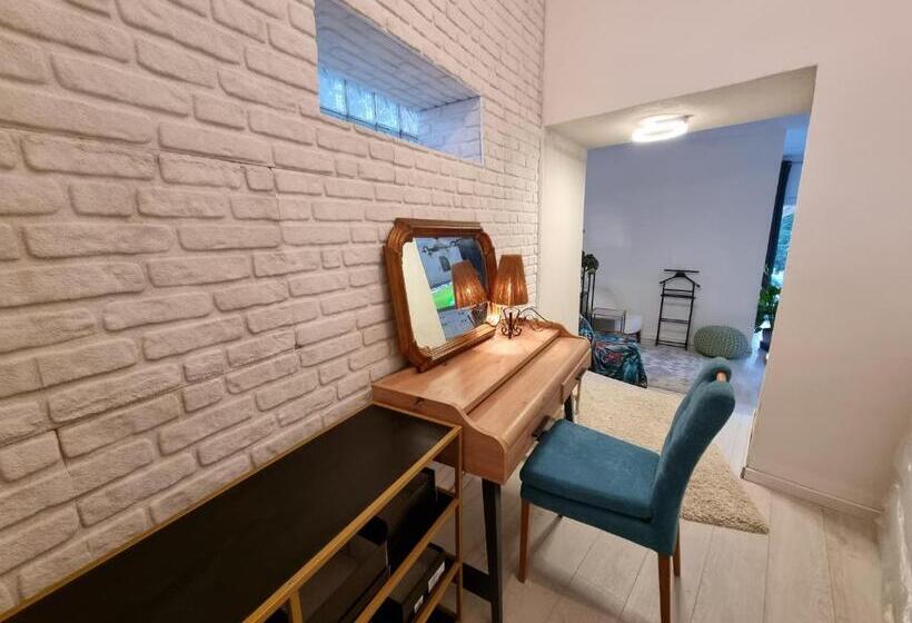 استودیوی لوکس, El Sol