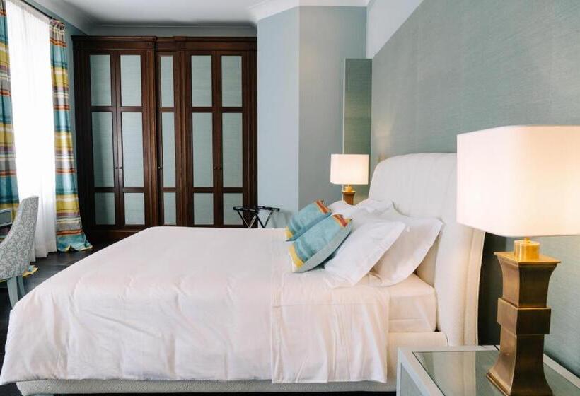 سوییت لوکس, Resort Al Forte