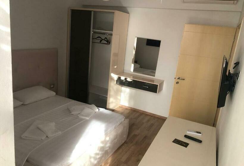 스탠다드 룸, Aulona