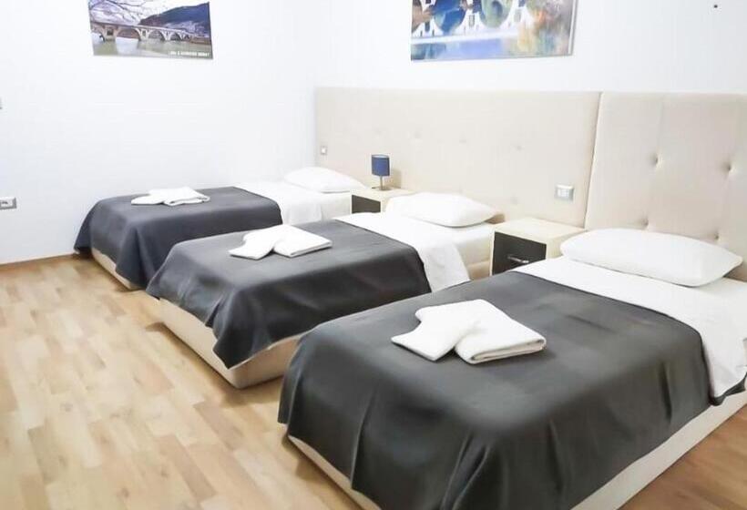 스탠다드 트리플 룸, Aulona