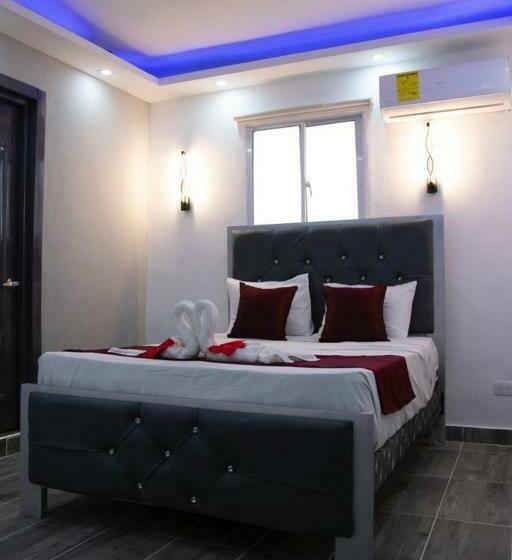 스탠다드 룸, Reloj