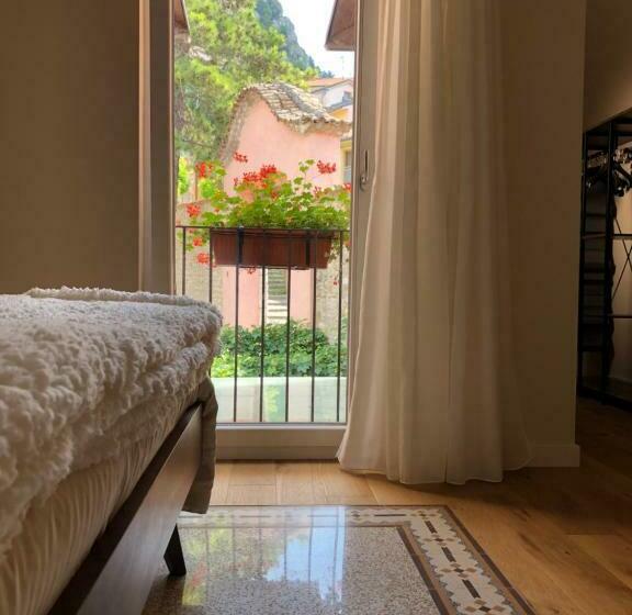 غرفة قياسية, Il Cortile Del Principe