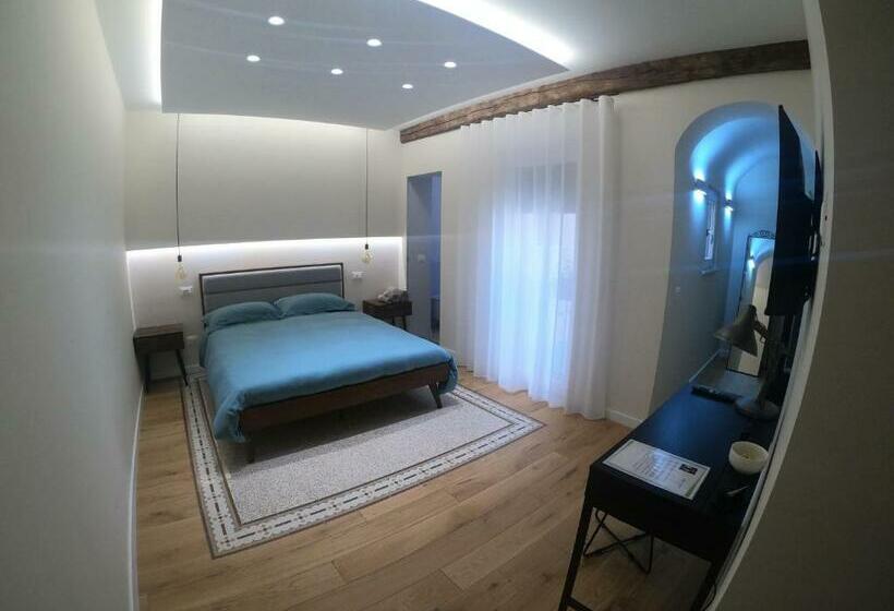 غرفة قياسية, Il Cortile Del Principe