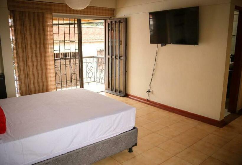 اتاق استاندارد با بالکن, The Canarys Hostal