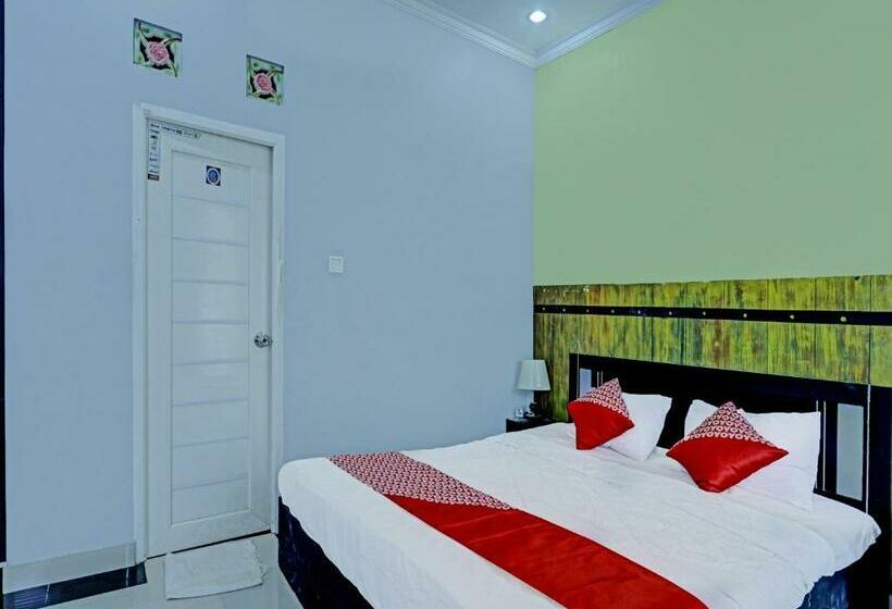 غرفة قياسية سرير كينج, Oyo 91363 Lia Stay Syariah