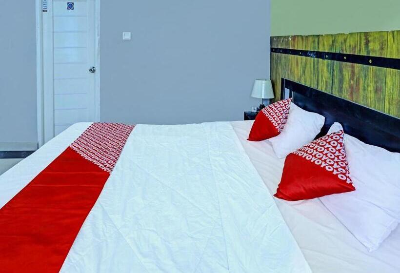 غرفة قياسية سرير كينج, Oyo 91363 Lia Stay Syariah