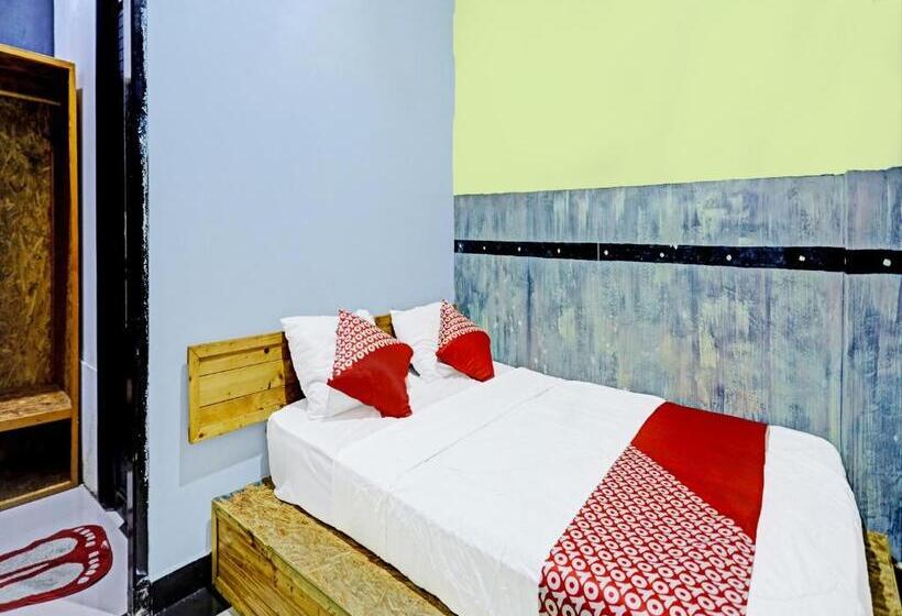 غرفة قياسية سرير كينج, Oyo 91363 Lia Stay Syariah