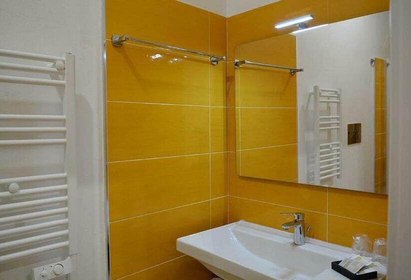 غرفة قياسية مزوَّدة بتراس, Andrea Room&breakfast