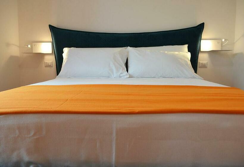 غرفة قياسية مزوَّدة بتراس, Andrea Room&breakfast