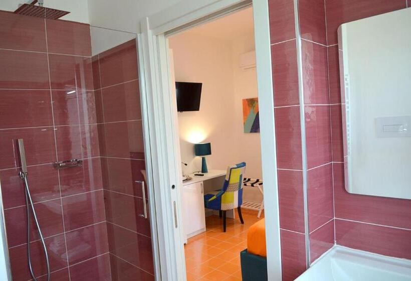 غرفة قياسية مزوَّدة بتراس, Andrea Room&breakfast