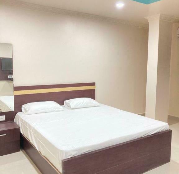 디럭스 룸, City View