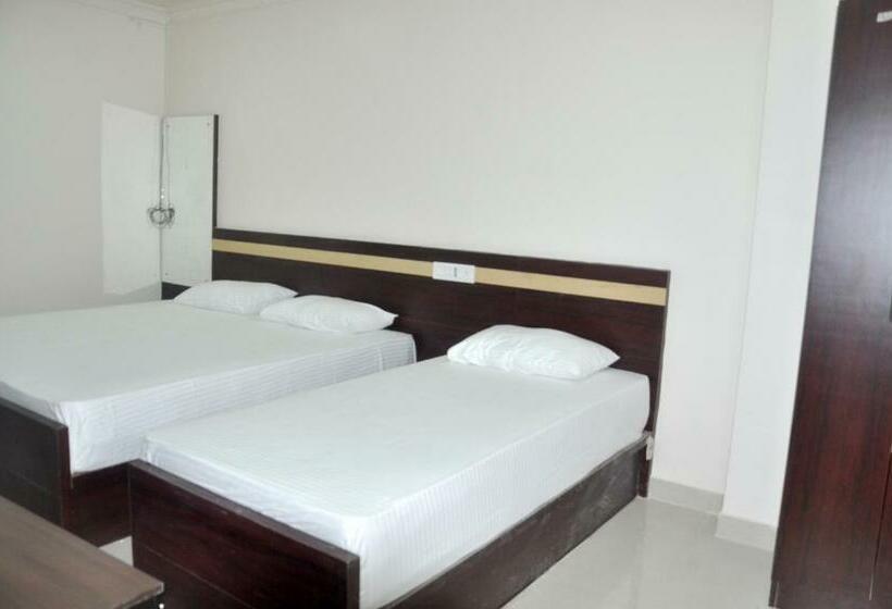 디럭스 트리플 룸, City View