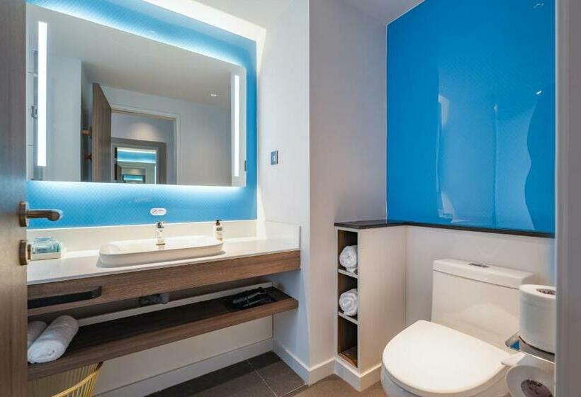 キングサイズベッドのスタンダードルーム, Holiday Inn Express Huludao Seaview By Ihg