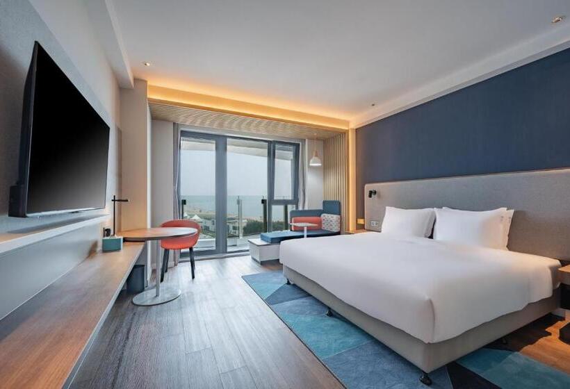 キングサイズベッドのスタンダードルーム, Holiday Inn Express Huludao Seaview By Ihg