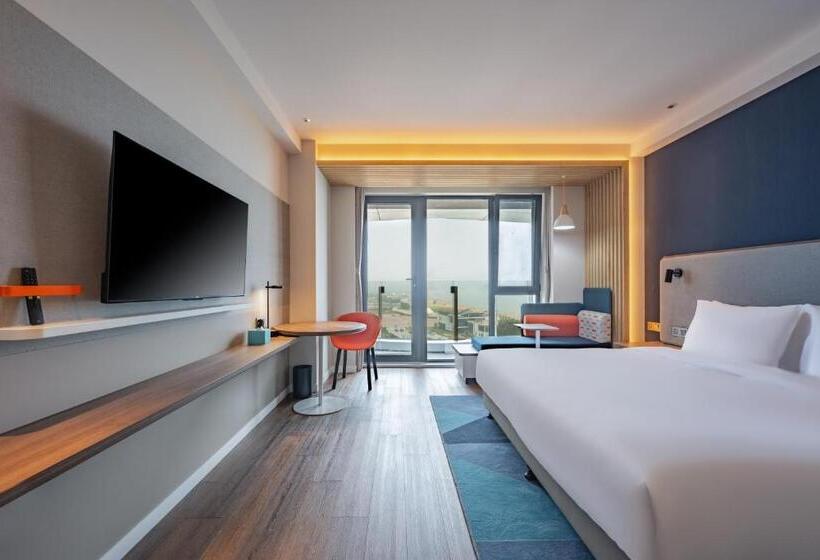 キングサイズベッドのスタンダードルーム, Holiday Inn Express Huludao Seaview By Ihg