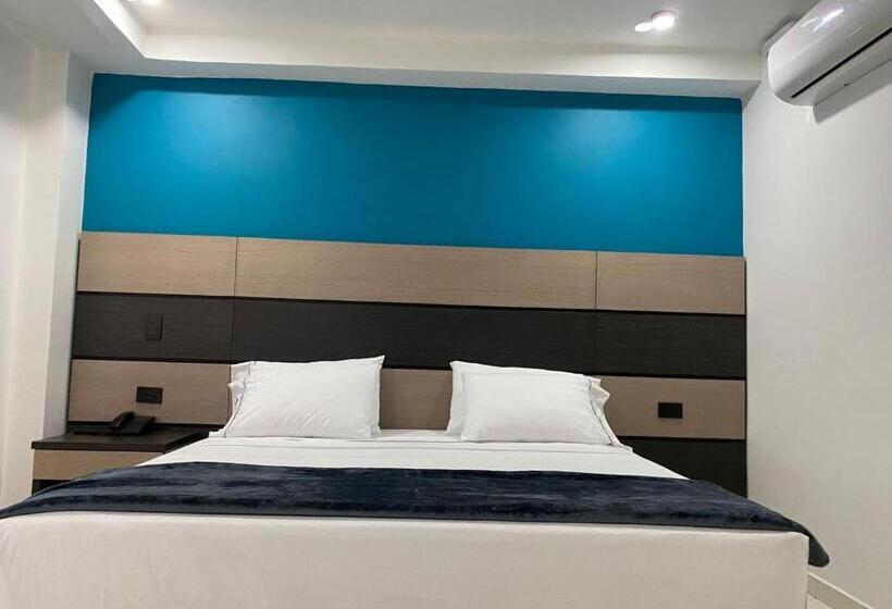 Номер Deluxe, Plaza Real Ocaña