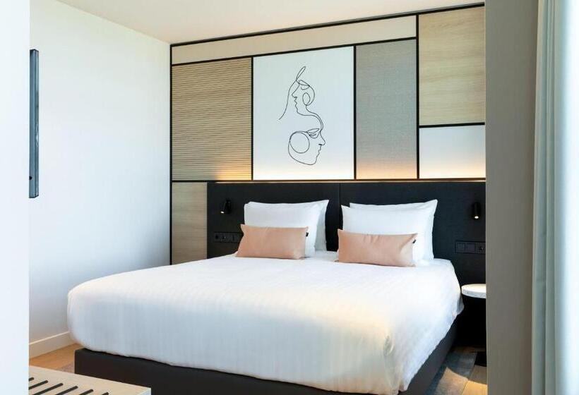 스탠다드 스튜디오 킹침대, Residence Inn By Marriott The Hague