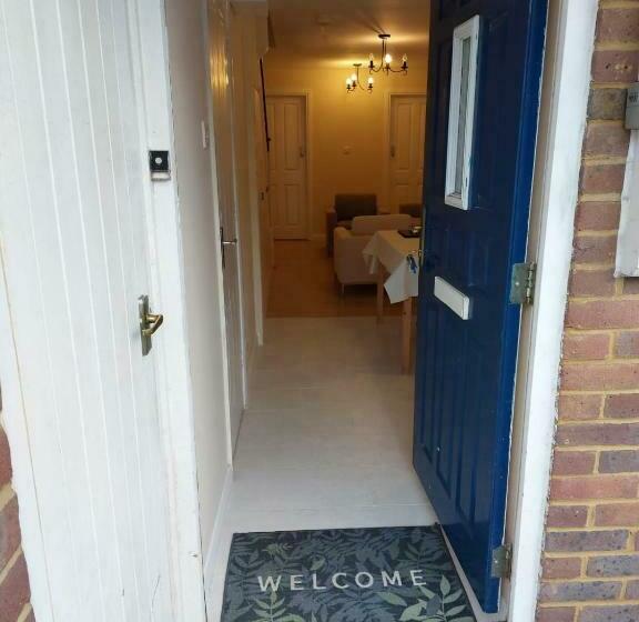 스탠다드 싱글 룸, Vibrant Single Room Only For One Adult