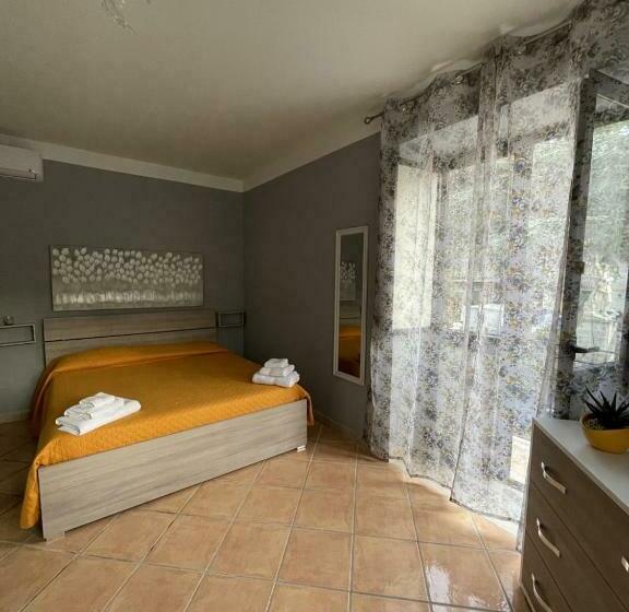 اتاق استاندارد با بالکن, Marinas