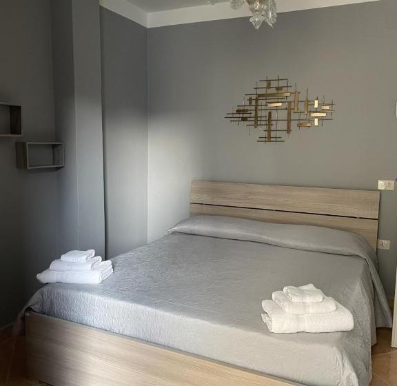 اتاق استاندارد, Marinas