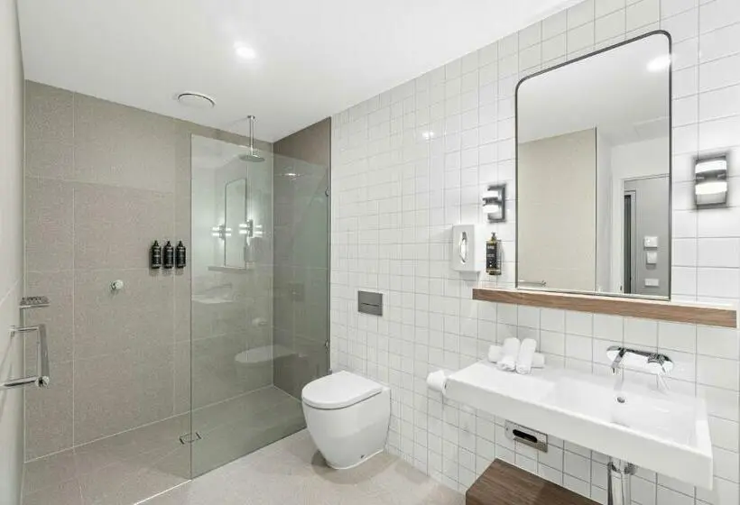 プレステージルーム, Mercure Pakenham