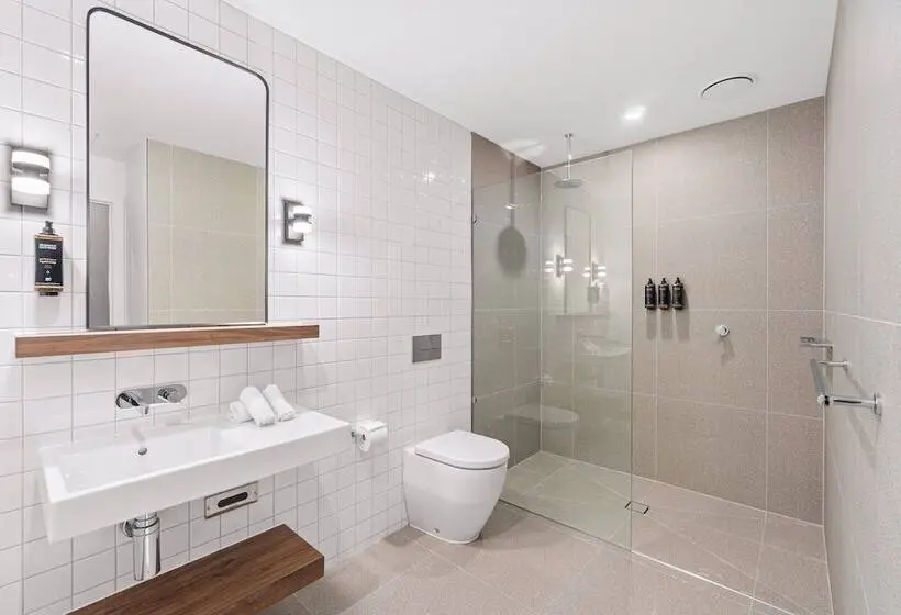 プレステージルーム, Mercure Pakenham