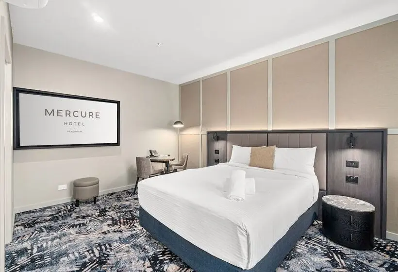 プレステージルーム, Mercure Pakenham