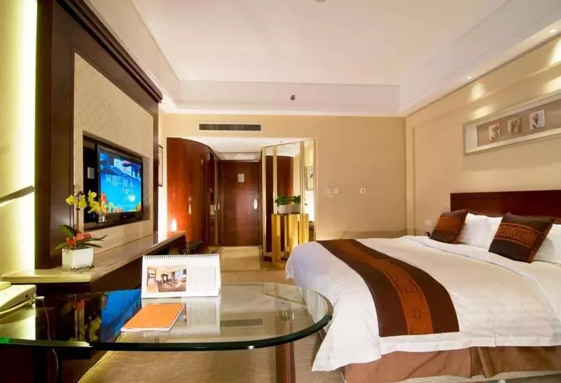 سوییت, Plaza Hotel Yuyao