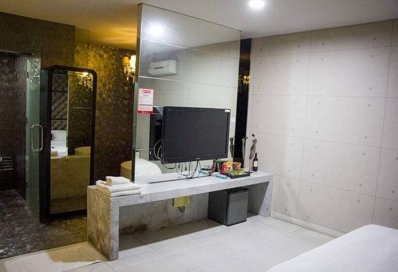 غرفة قياسية, Hengbo