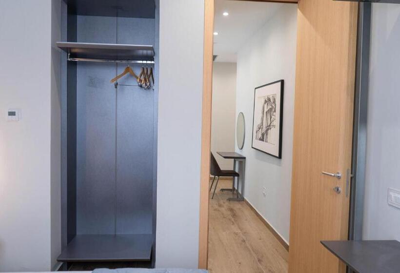 סוויטה דלוקס, Patio