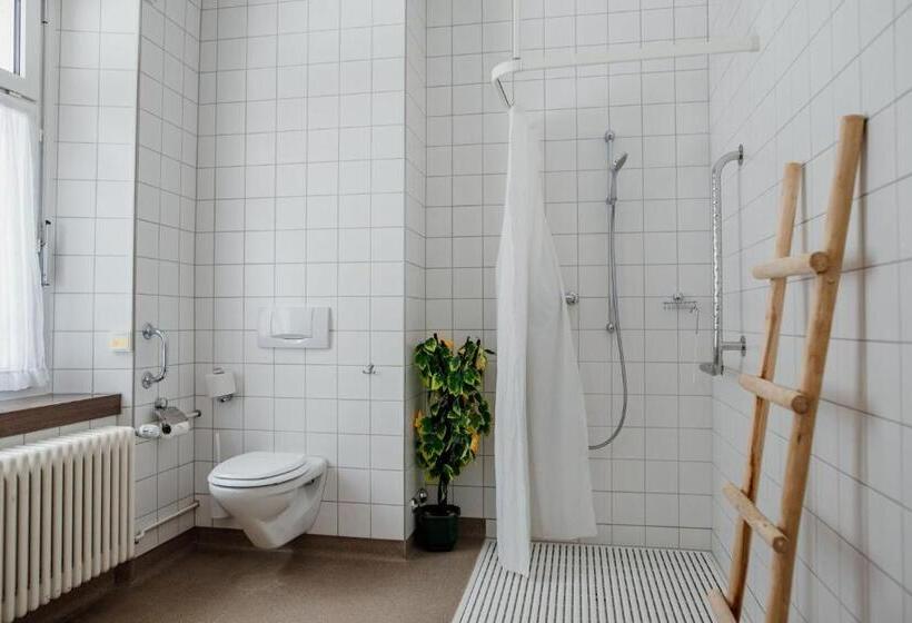 四人标准间, Gruppenhaus Lindenhof Churwalden