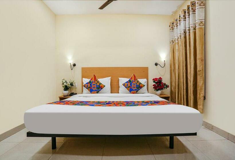 デラックスルーム, Fabhotel Gk Residency