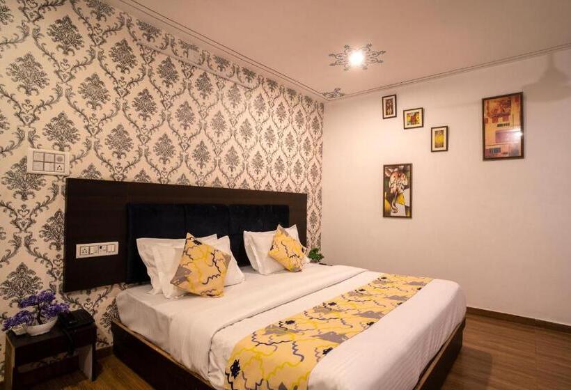 デラックスルーム, Tripli Hotels Arunoday Palace