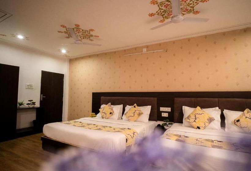 スイート（家族用）, Tripli Hotels Arunoday Palace