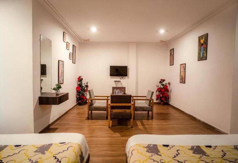 패밀리 스위트, Tripli Hotels Arunoday Palace