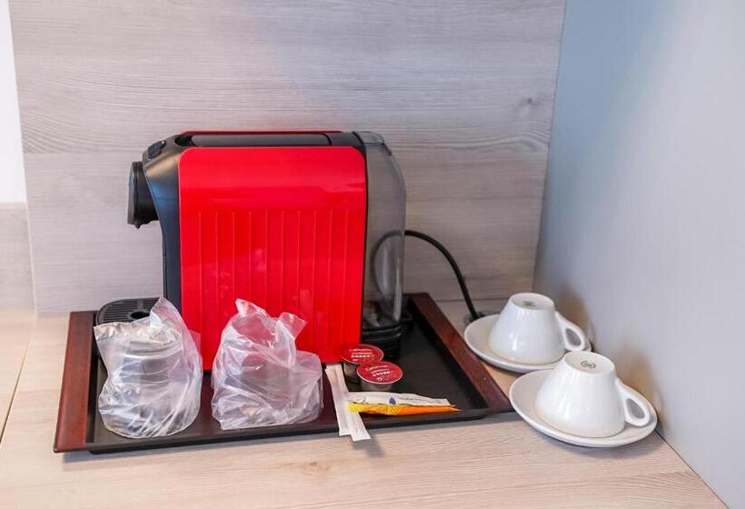 آپارتمان 1 خوابه, Ana Eforie