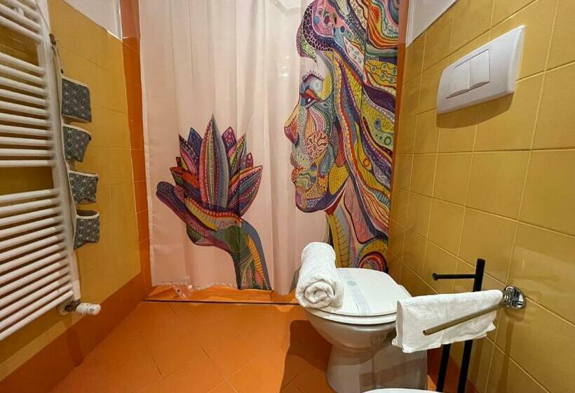 חדר סופריור, Frank’s House 41 Underground