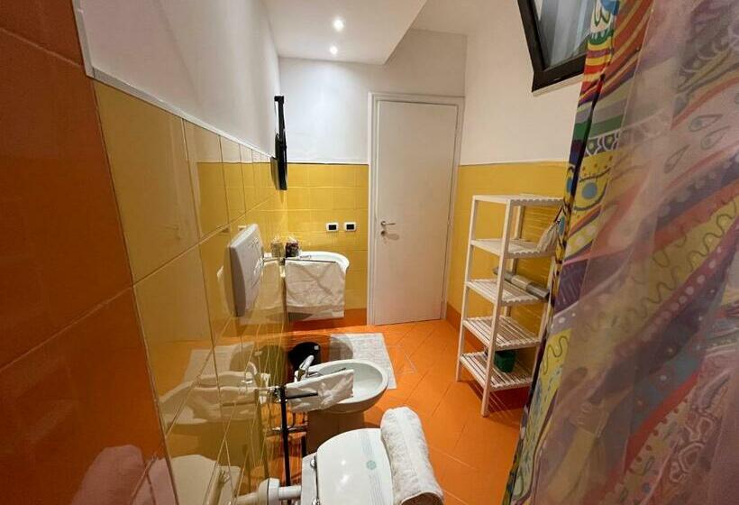 חדר סופריור, Frank’s House 41 Underground