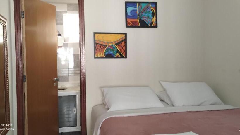 جناح, Acomodações Anfitriã