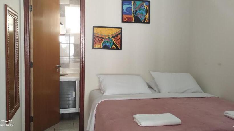 جناح, Acomodações Anfitriã