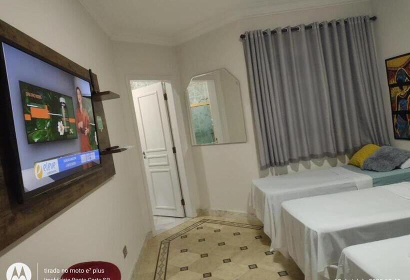 غرفة عائلية, Acomodações Anfitriã