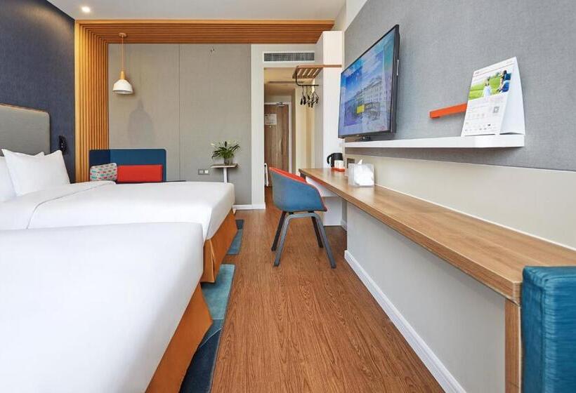 Номер Superior, Holiday Inn Express Nanjing Xuanwu Lake, An Ihg