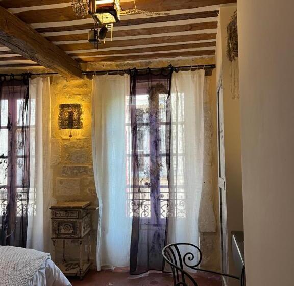 Номер Стандарт, Le Regardeur