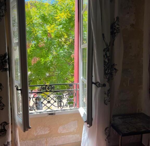 Номер Стандарт, Le Regardeur