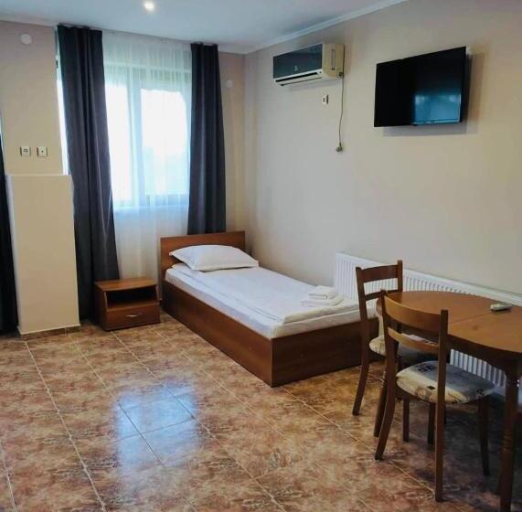 4인용 스탠다드 룸, семеен хотел свети георги