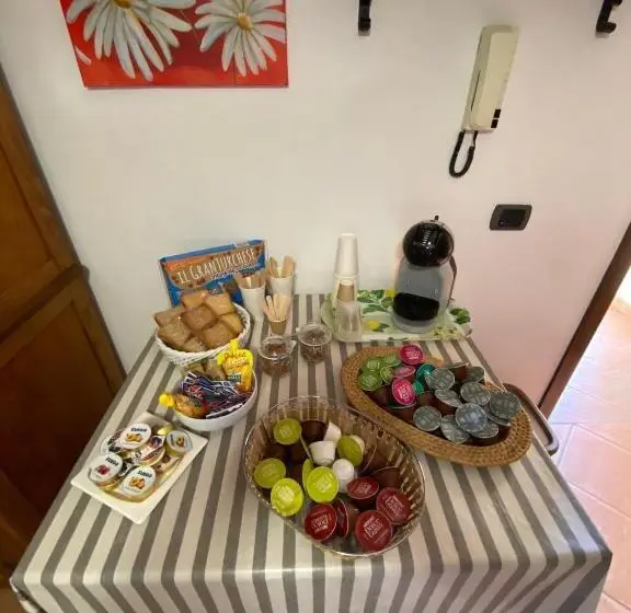 庭の見えるジュニアスイート, Via Grottella 81   In Locazione Turistica