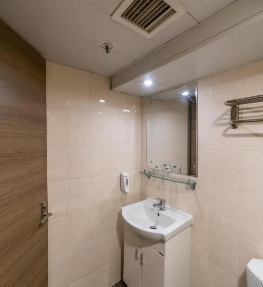 اتاق استاندارد سه نفره, Metacity Living