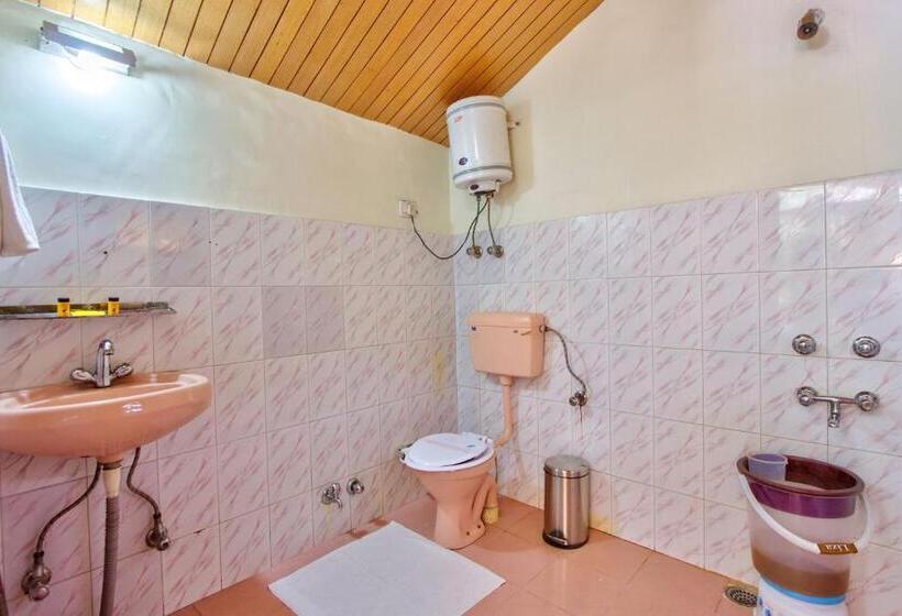 منزل غرفة نوم واحدة, Paradisethe White House Cafe