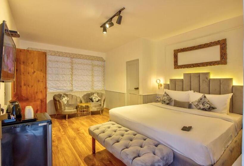 غرفة ديلوكس, Paradisethe White House Cafe