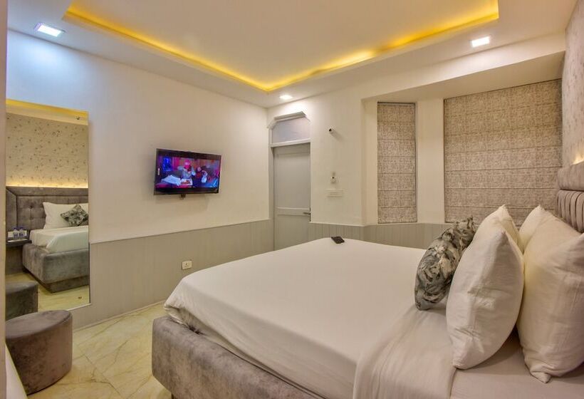 غرفة قياسية, Paradisethe White House Cafe